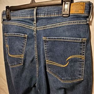 Signature by Levi Strauss Curvy Straight Leg Denim Jeans Womens sz. 8S W29 L30